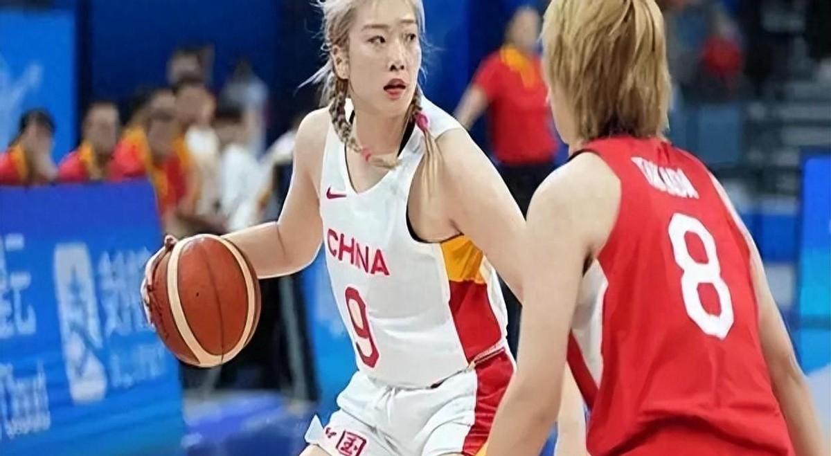中国女篮VS,巾帼不让须眉,篮球场上展风采 中国女篮VS,巾帼不让须眉,篮球场上展风采